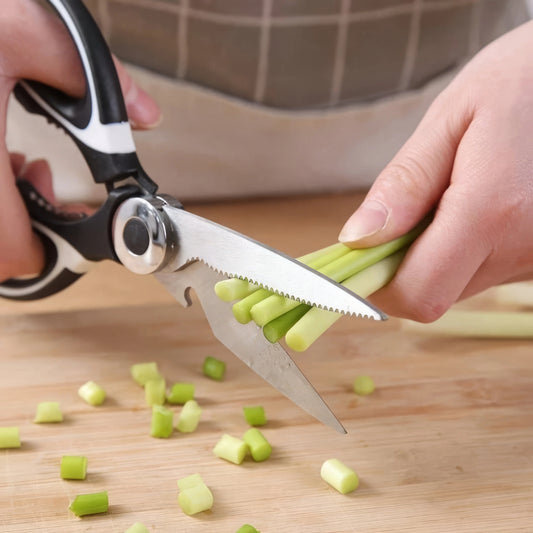 1 Piece of Multifunctional Kitchen Scissors Black, Sharp Blade, Suitable for Cutting Chicken, Duck or Fish Meat, Kitchen Tool