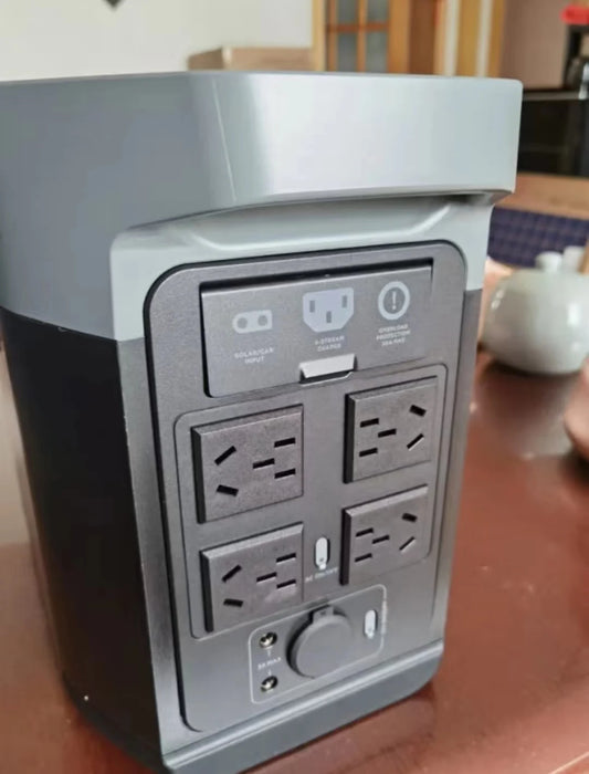 LiFePO4 portable power station