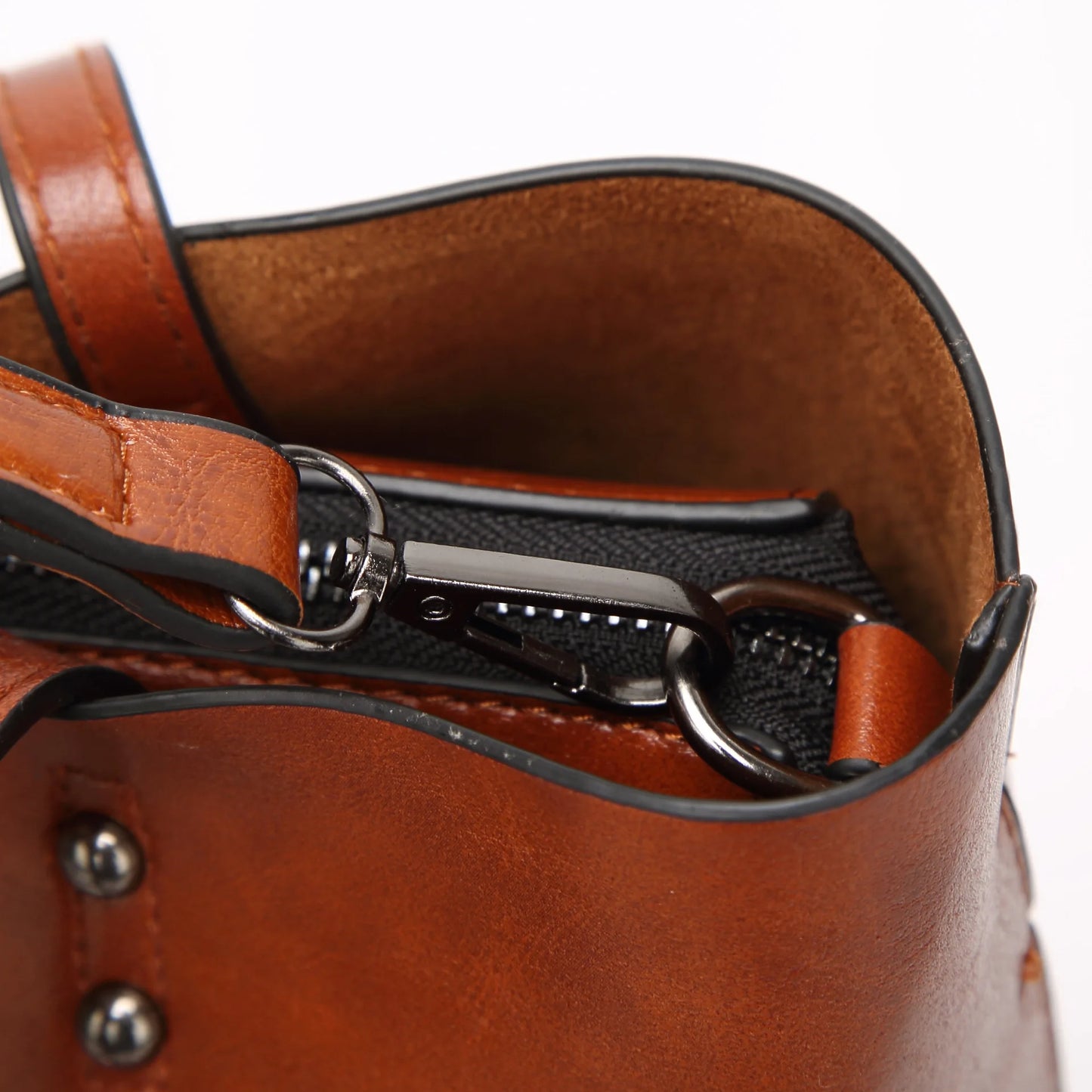 Waxing Leather bucket bag