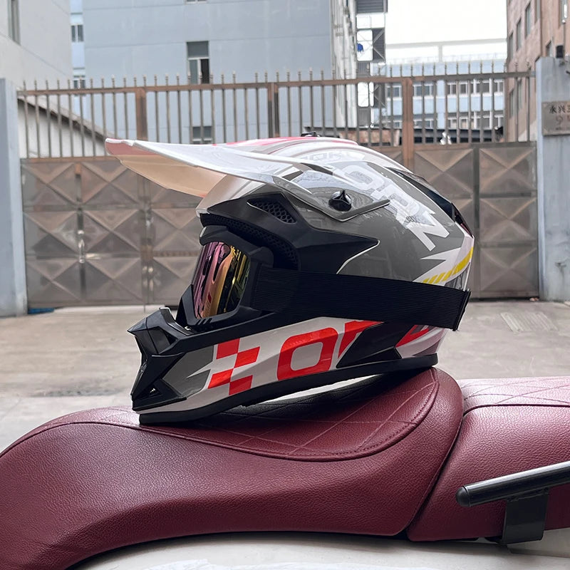 44468942962819|44468943028355|44468943061123|44468943356035