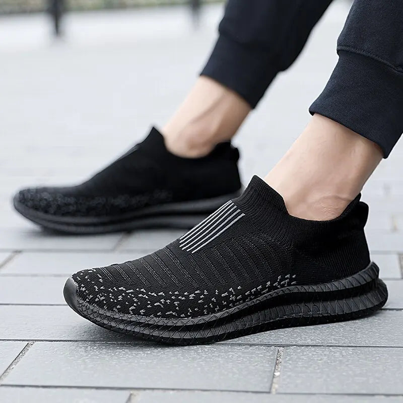 Men Breathable Walking Shoes
