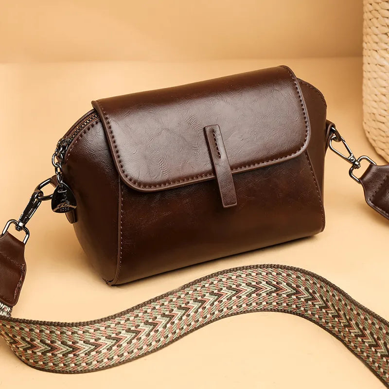 Ladies Fashion Oil Wax Leather Handbag