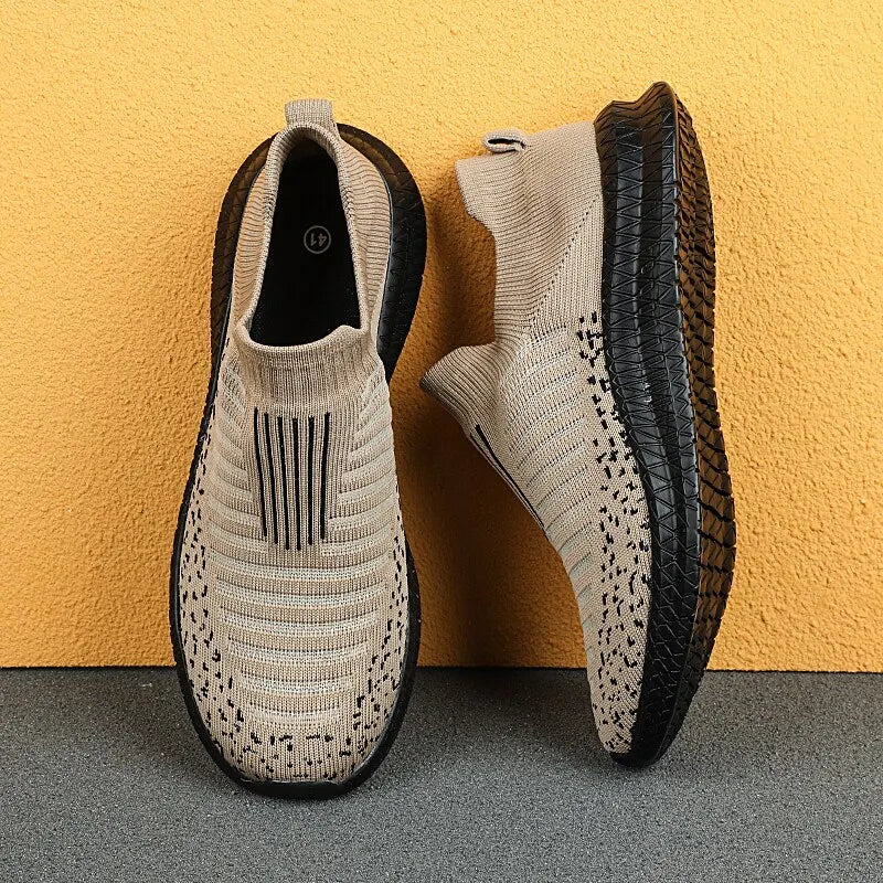 Men Breathable Walking Shoes