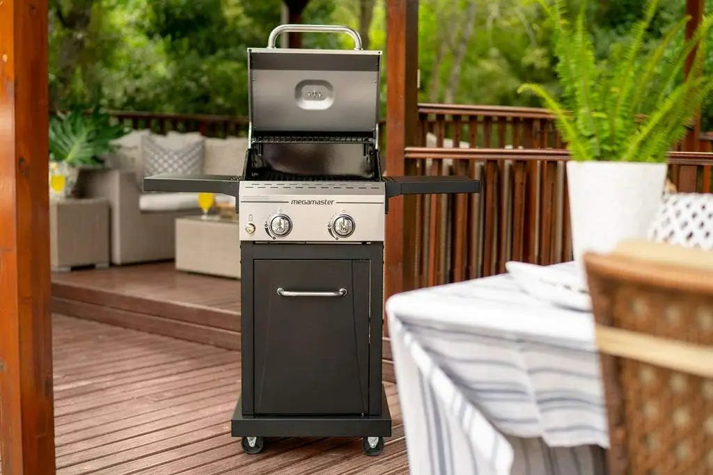 2-Burner Propane Barbecue Gas Grill with Foldable Side Tables
