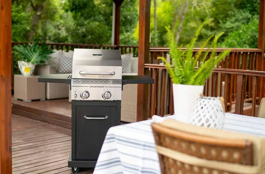 2-Burner Propane Barbecue Gas Grill with Foldable Side Tables