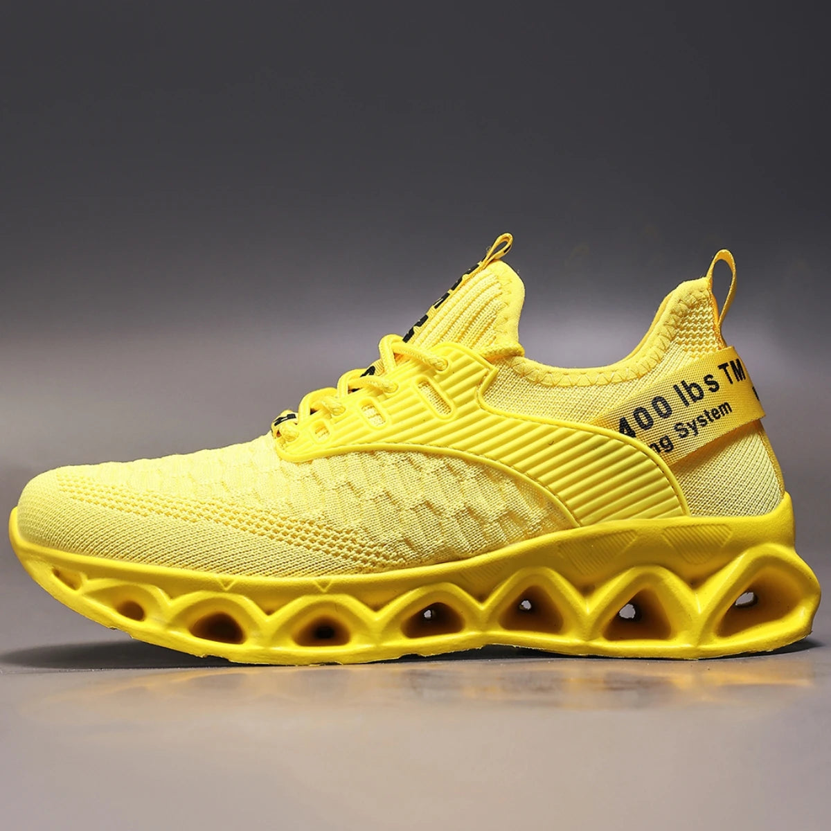 comfortable flat running shoes