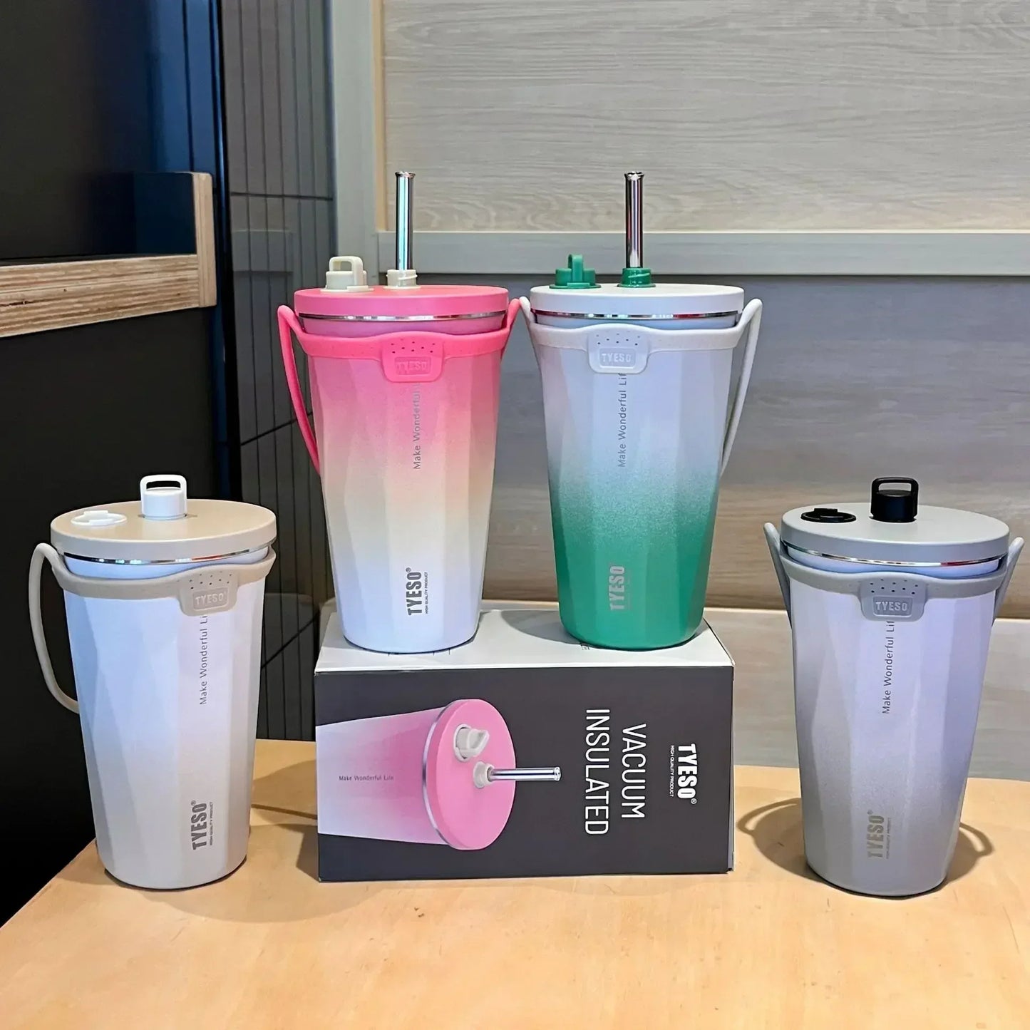 600ml Color Change Thermal Coffee Cup with Straw