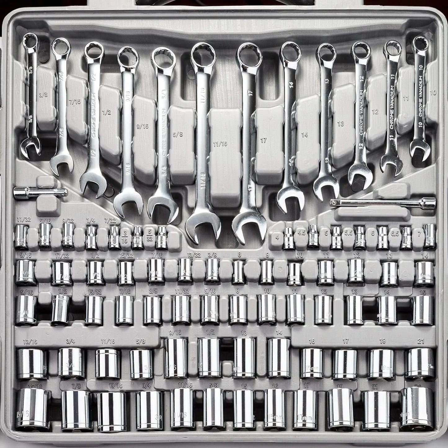 205 Piece Sockets Tool Set