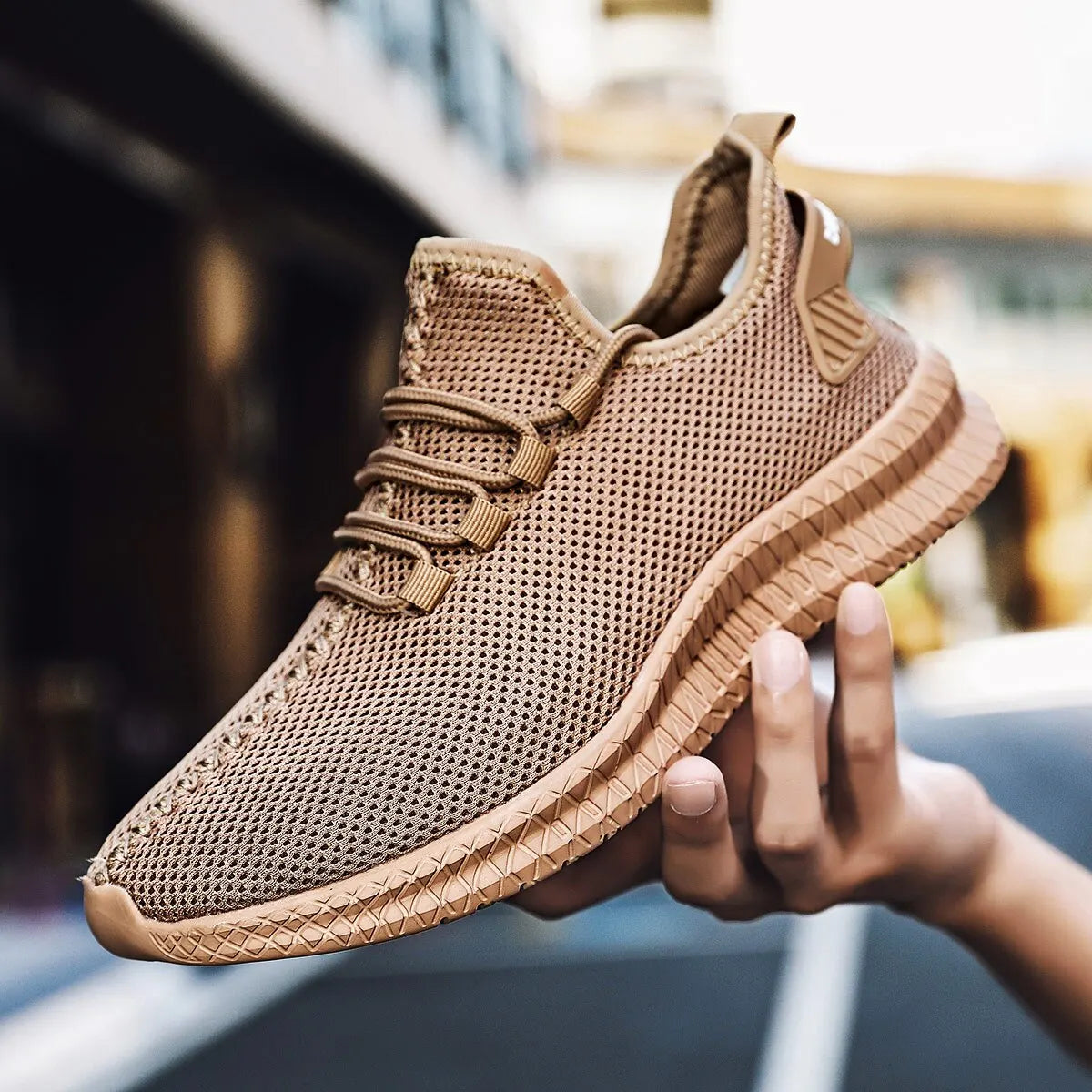 Men Breathable Mesh Running Shoes