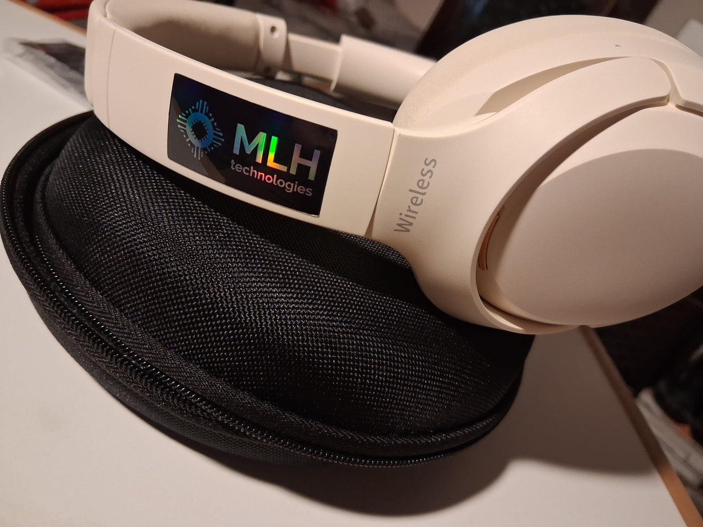 nextGEN Hybrid OTE(over-the-ear)E20 360 surround 3D spatial audio headphones