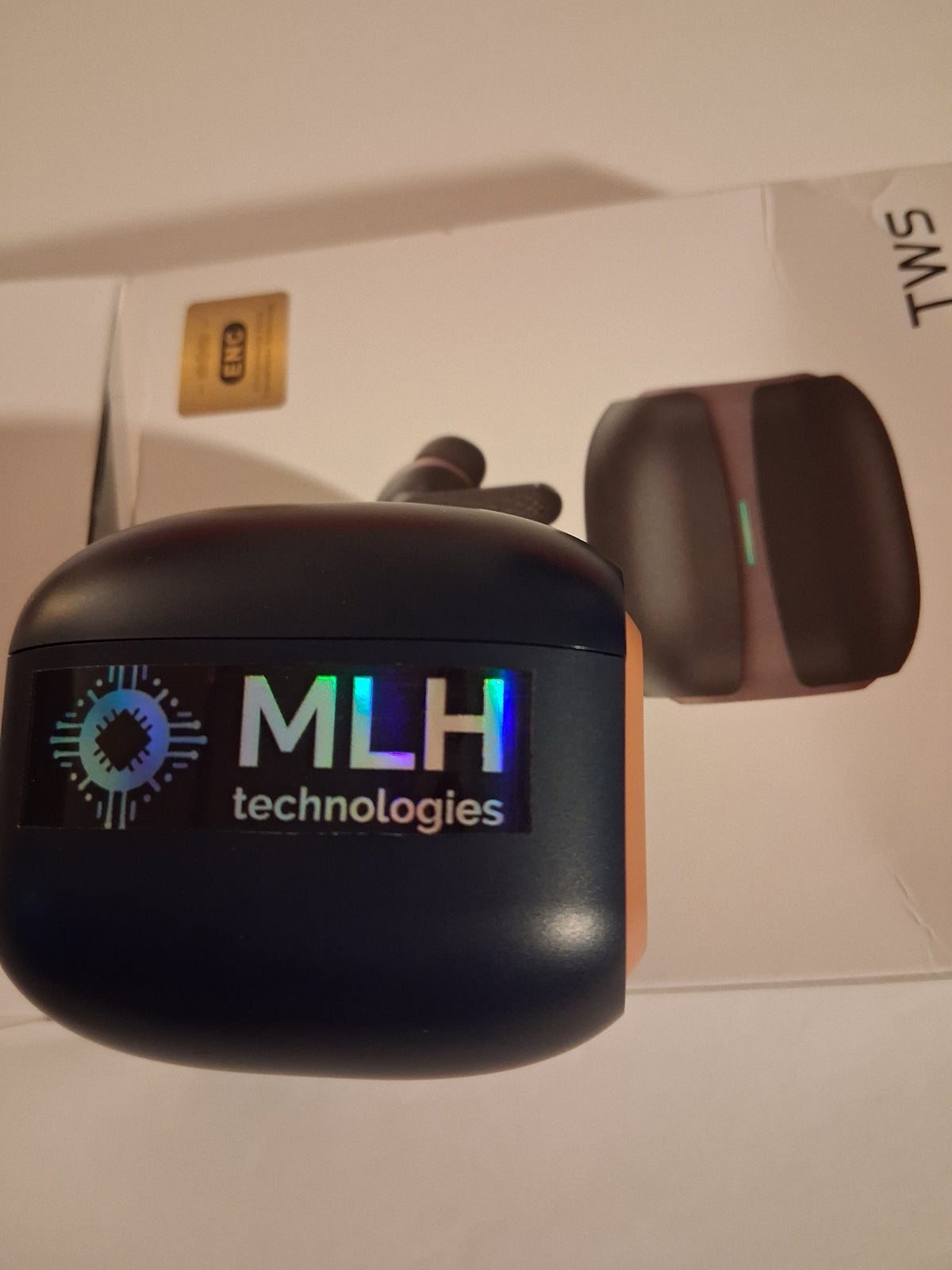 nextGEN Hybrid AI AirPods