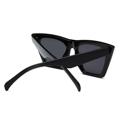Woman Fashion Square Sunglasses
