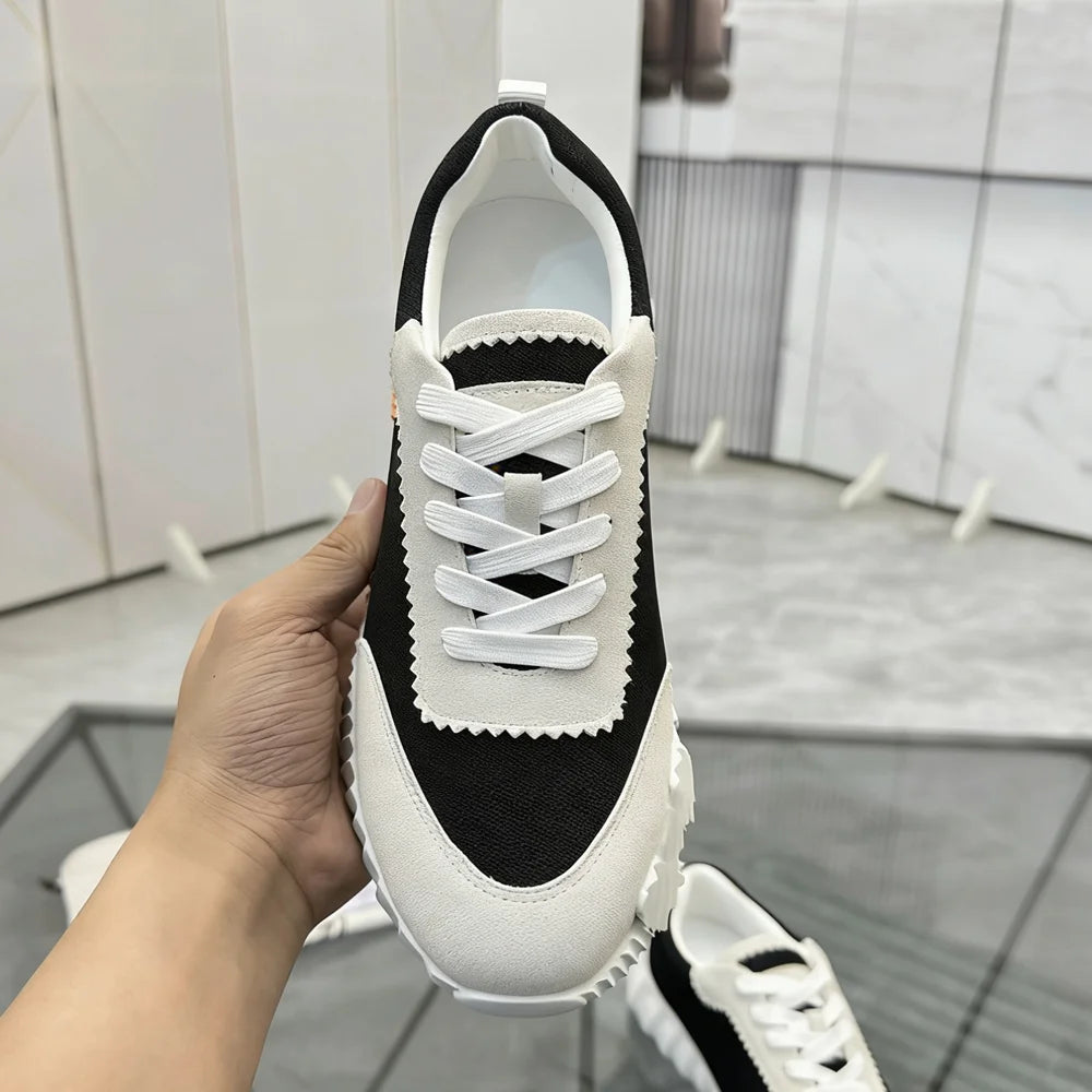 fashion,fully equipped sports shoes