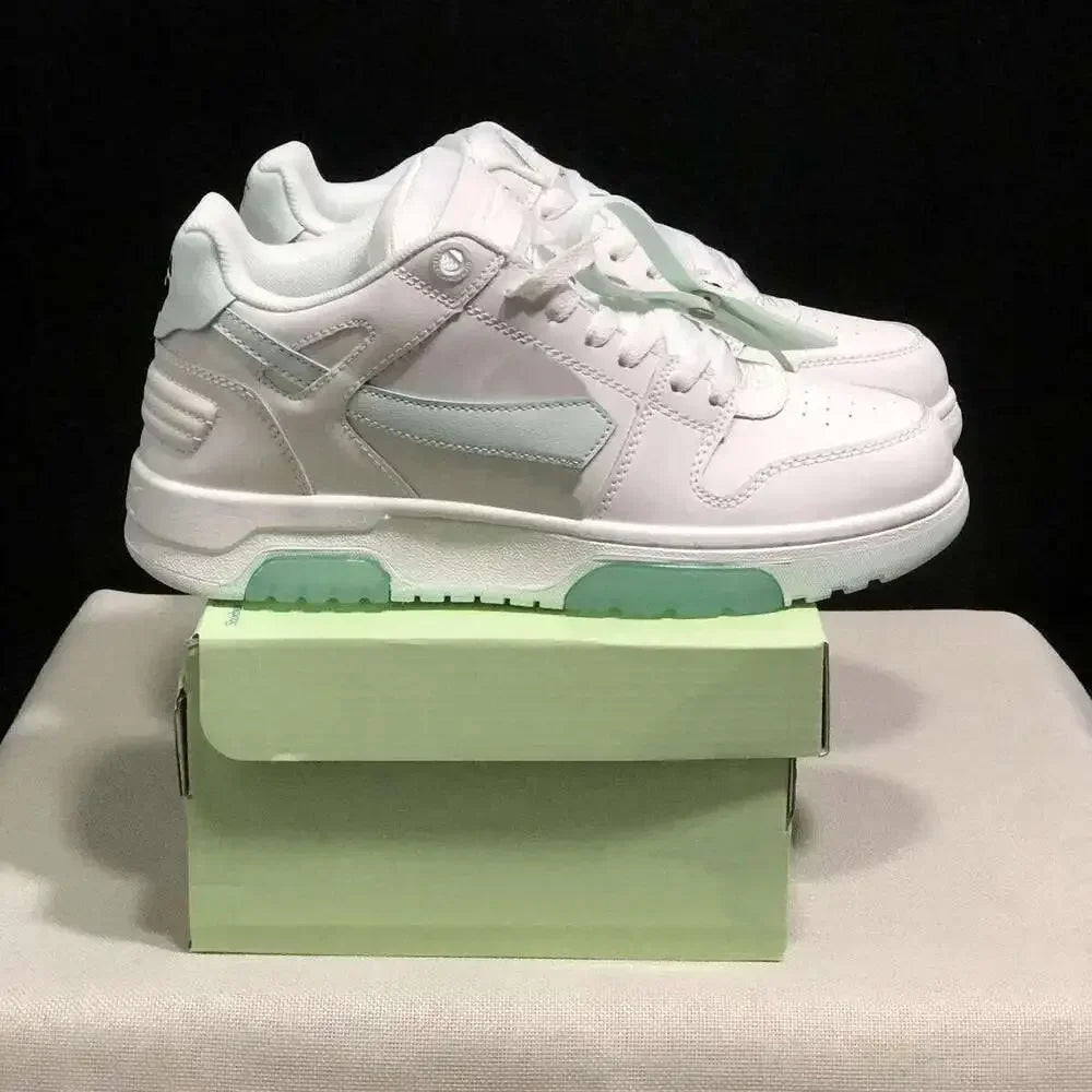 Fashion Slim Arrow Sports shoes