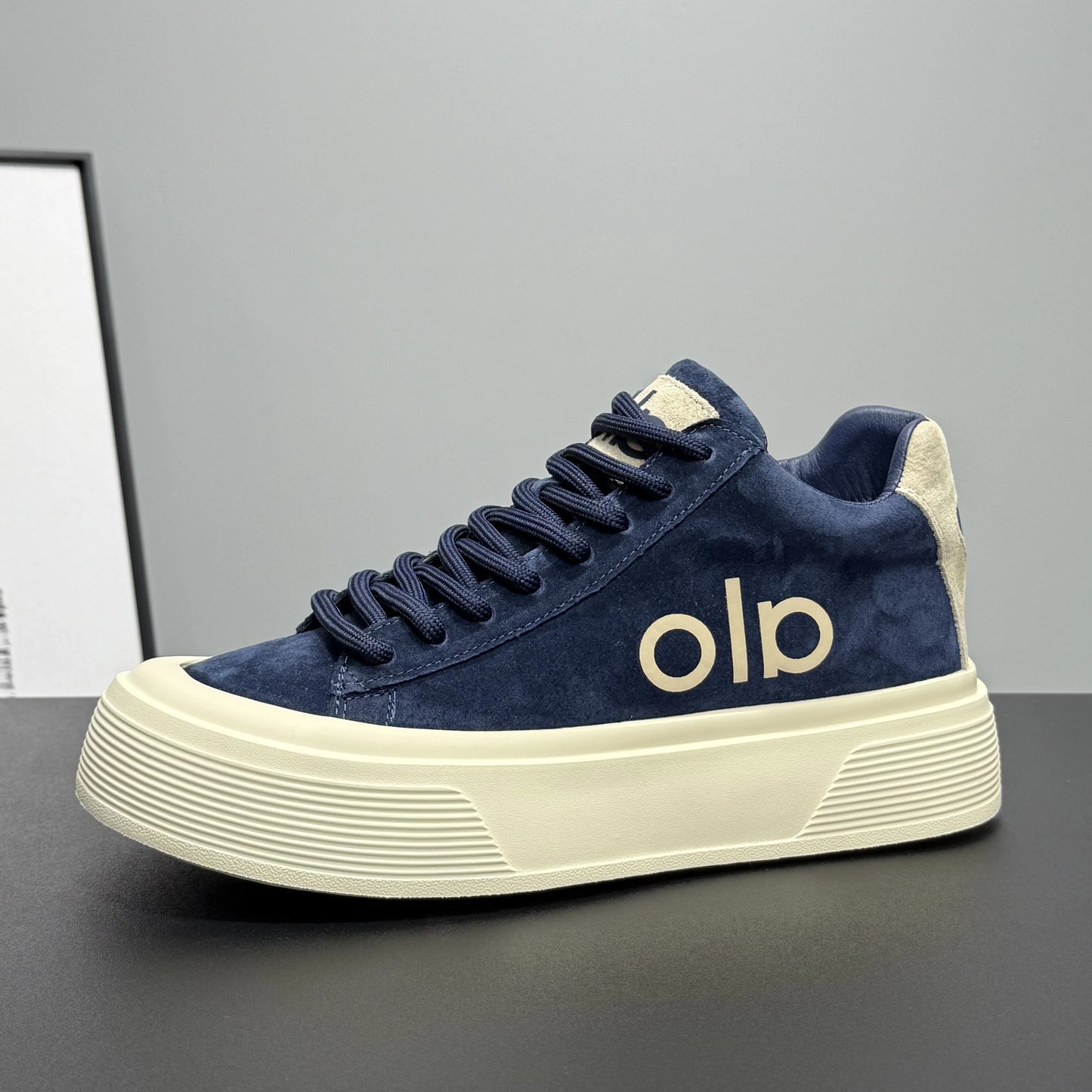 Four-season Board Shoes