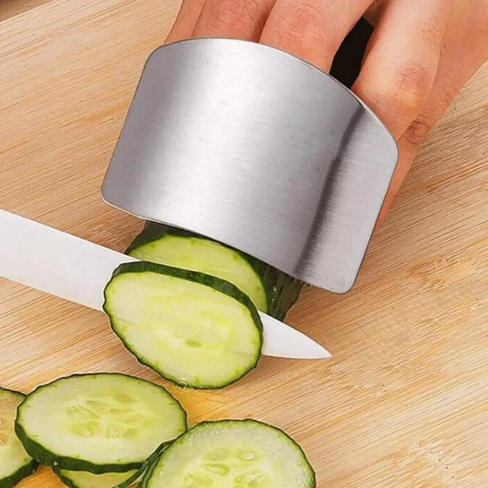 Safe Vegetable Cutting Finger Protector