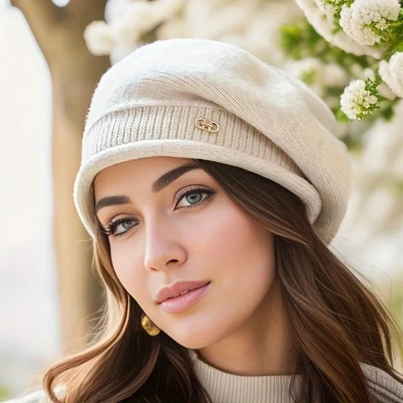 Women's Stretchy Fleece Beanie Hat with Pocket