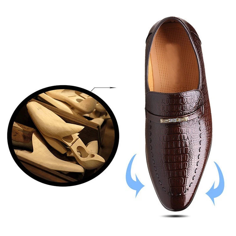 Men's Low-Cut Embossed Leather Shoes