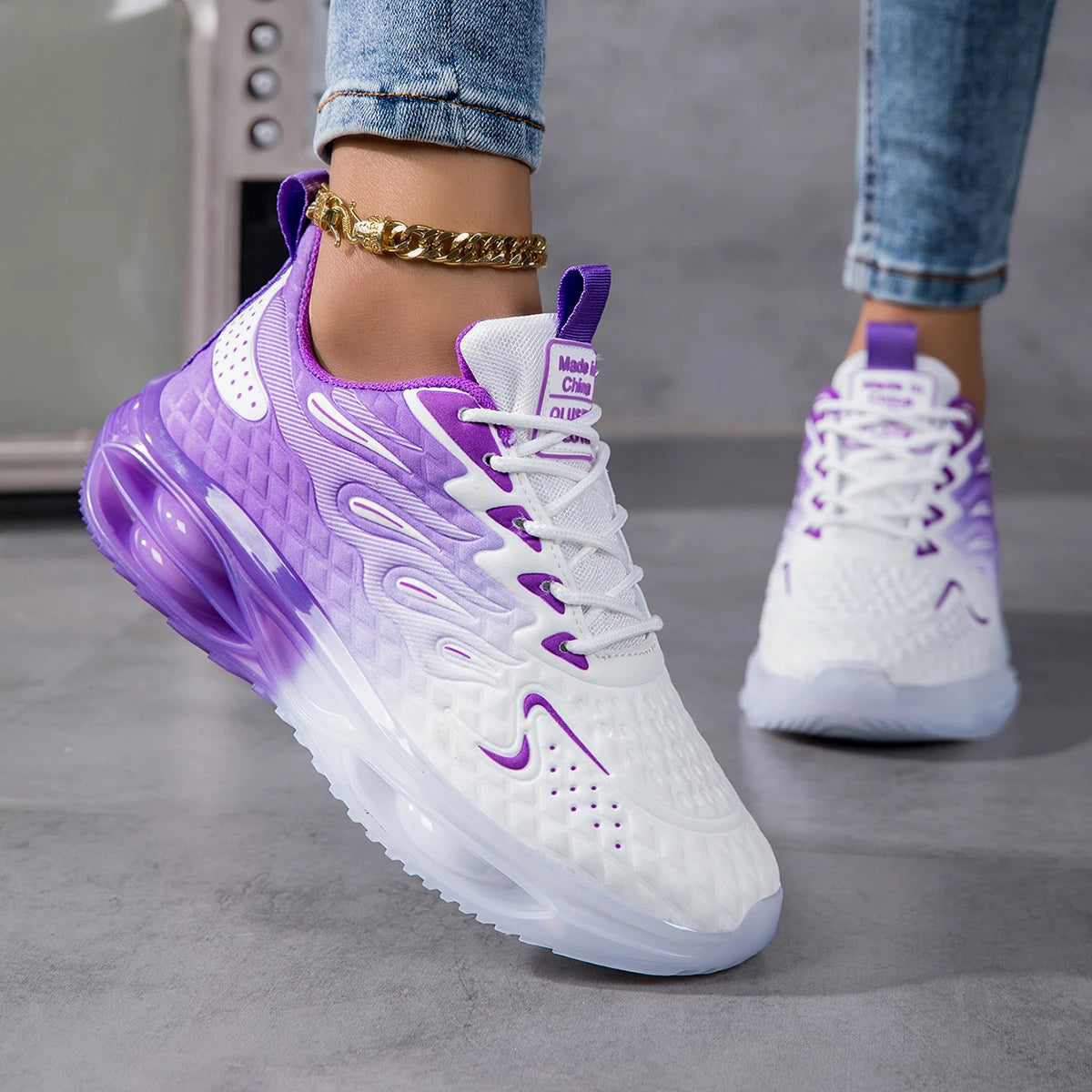 breathable comfortable Running shoes