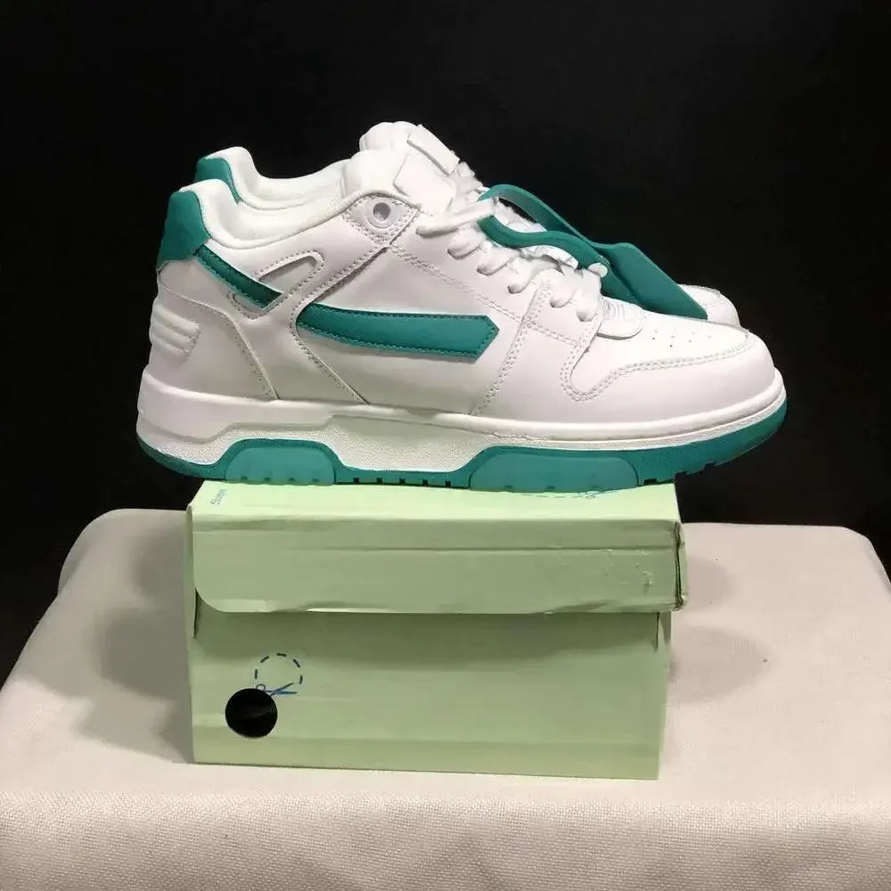 Fashion Slim Arrow Sports shoes