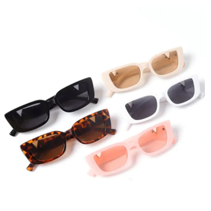 Retro Cool Small Frame Cat Eye Sunglasses