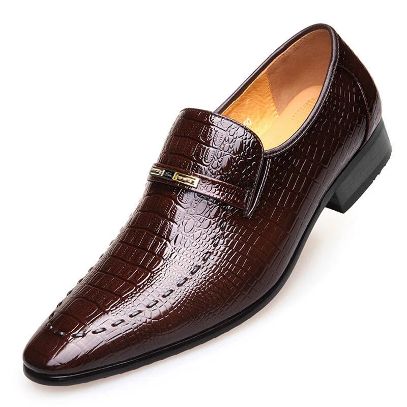 Men's Low-Cut Embossed Leather Shoes